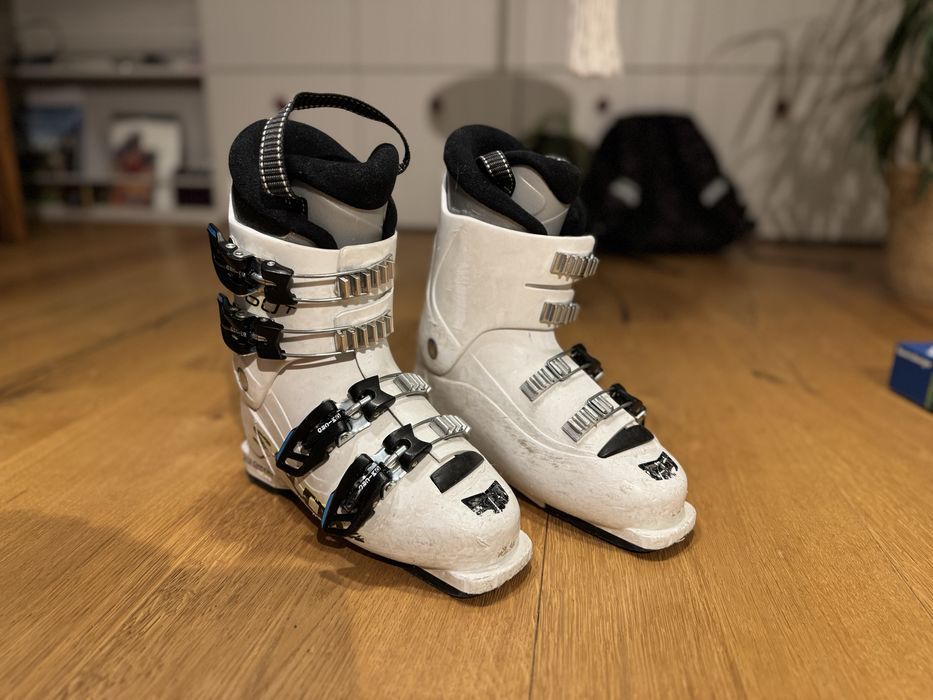 Buty narciarskie Salomon junior - dlugość wkladki 21 cm