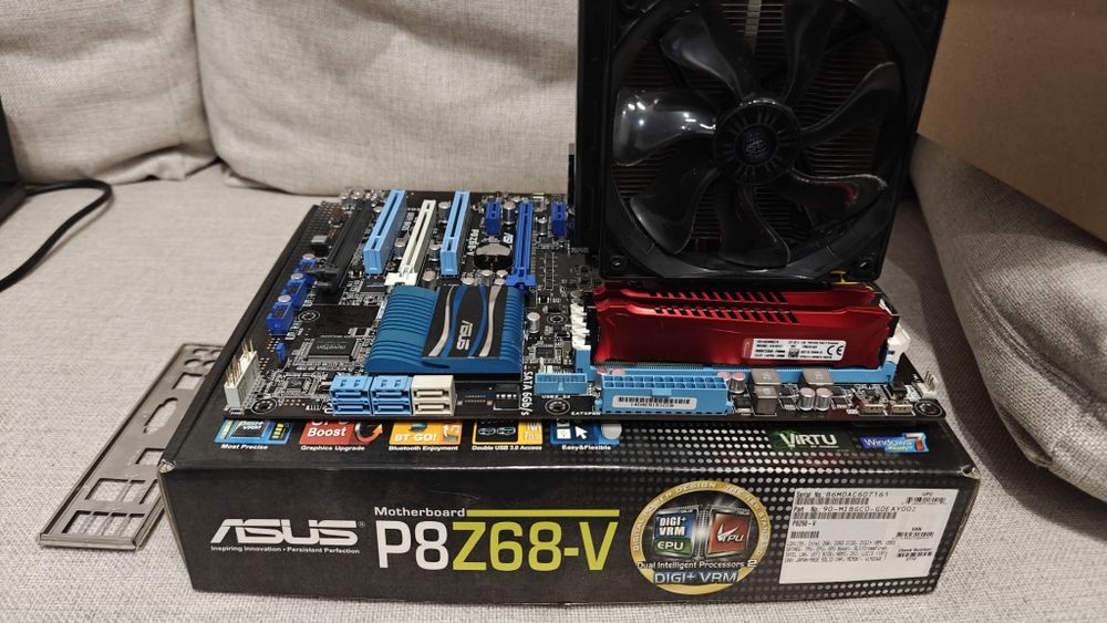 Zestaw: płyta główna, RAM, procesor, chłodzenie