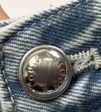 Calças Jeans Louis Vuitton Denim LV skate com fatura