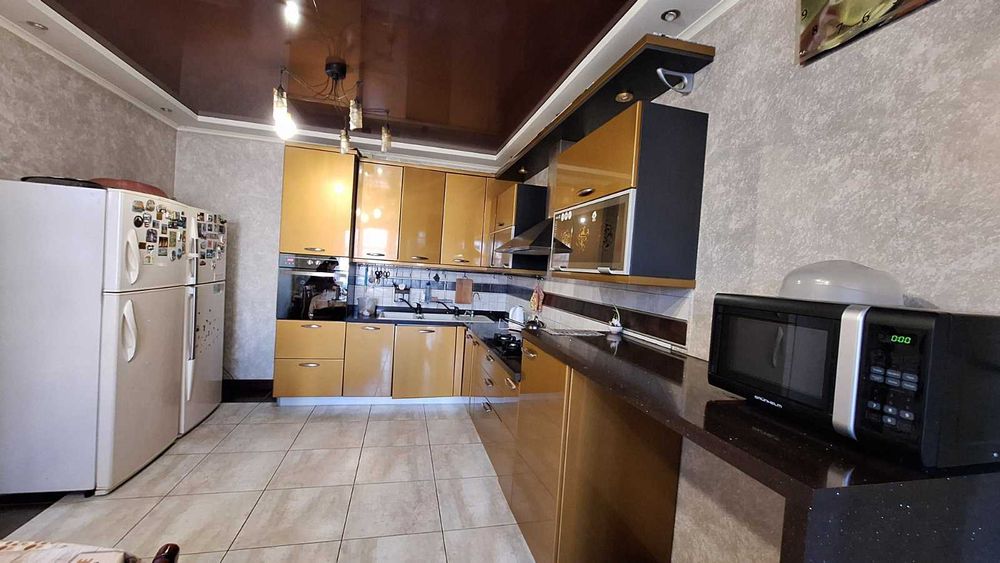 Продам компактный дом ул. Костанди 3 сотки