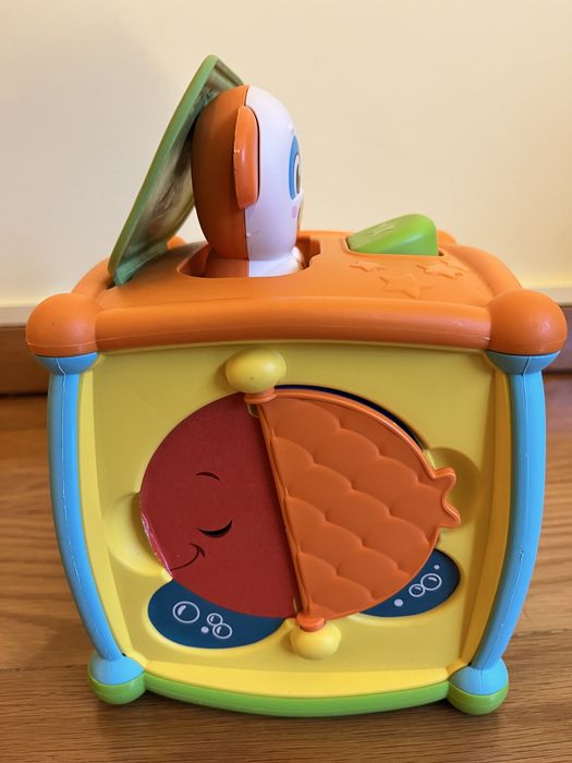 Cubo de Atividades Bebé da Clementoni