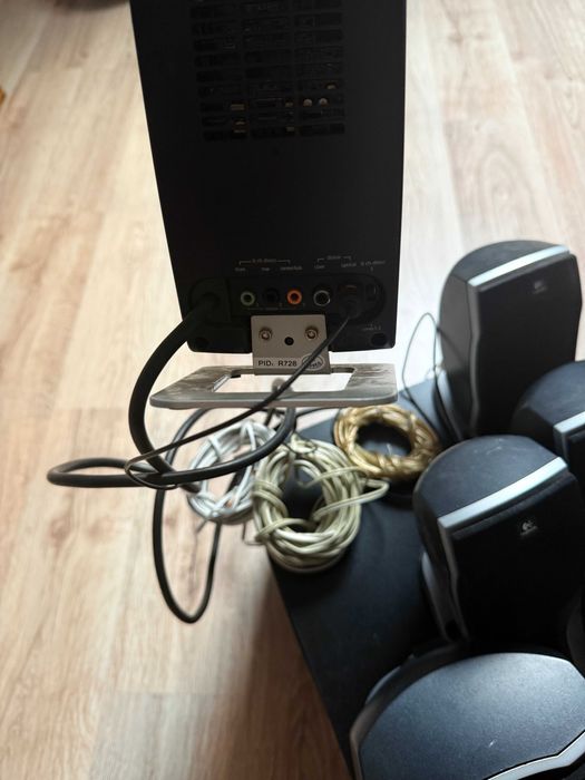 zestaw głośników- LOGITECH Z-5500 Digital 5.1