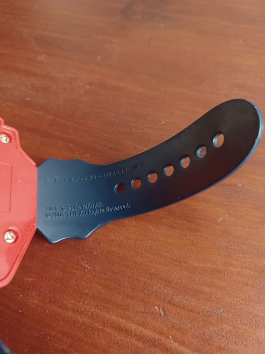 Lança teias do "Spider-Man 2" ano 2004