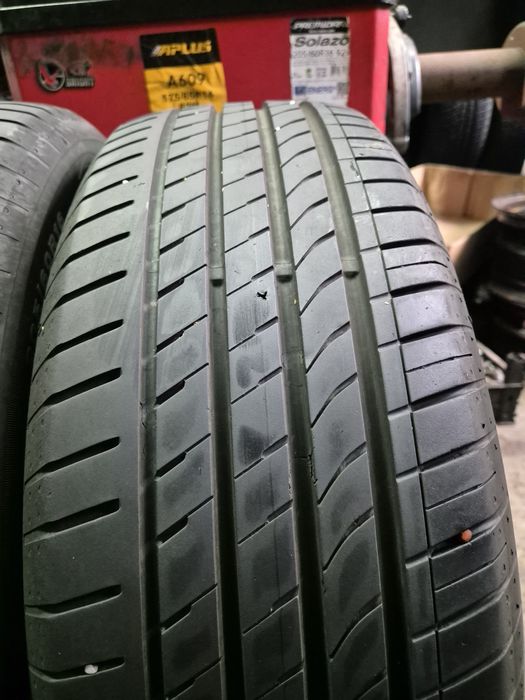 Шини 205/60/16, Nexen,  256)