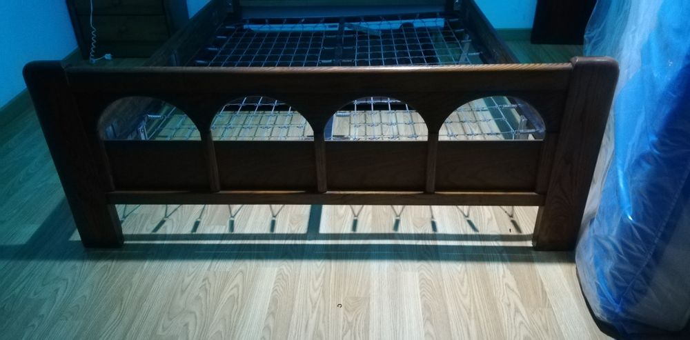 Cama casal c/ estrado