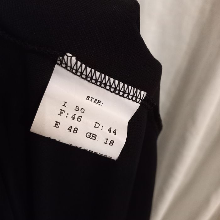 Blusa cavada preta