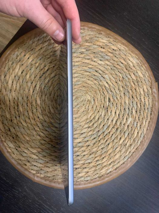 Планшет iPad Air 64Gb б/у