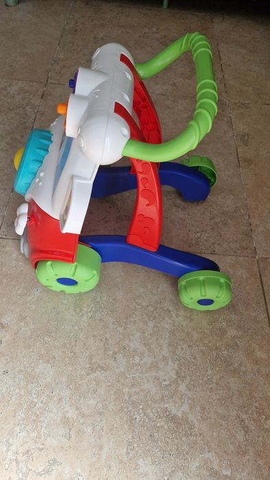 Brinquedo andarilho / andador CHICCO - primeiros passos