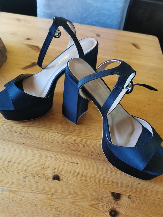 Karen Millen sandały platforma