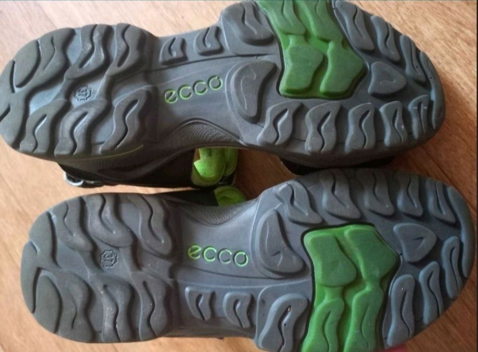Босоножки ECCO 37