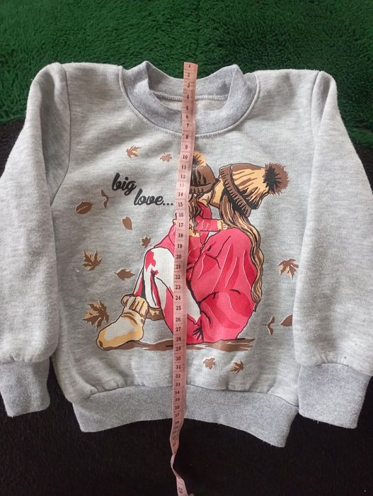 Світер для дівчинки