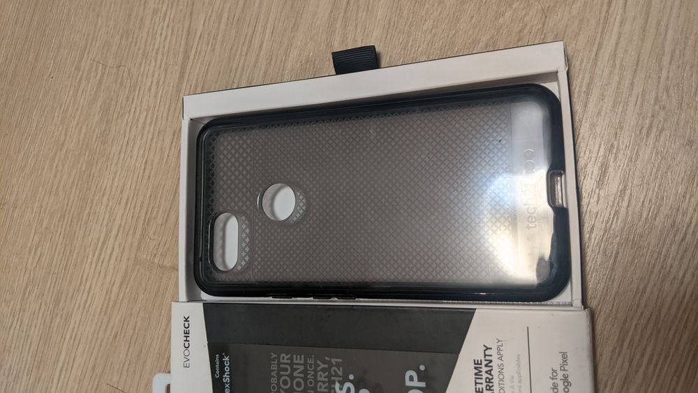 Google Pixel 3XL чехол tech21 противоударный