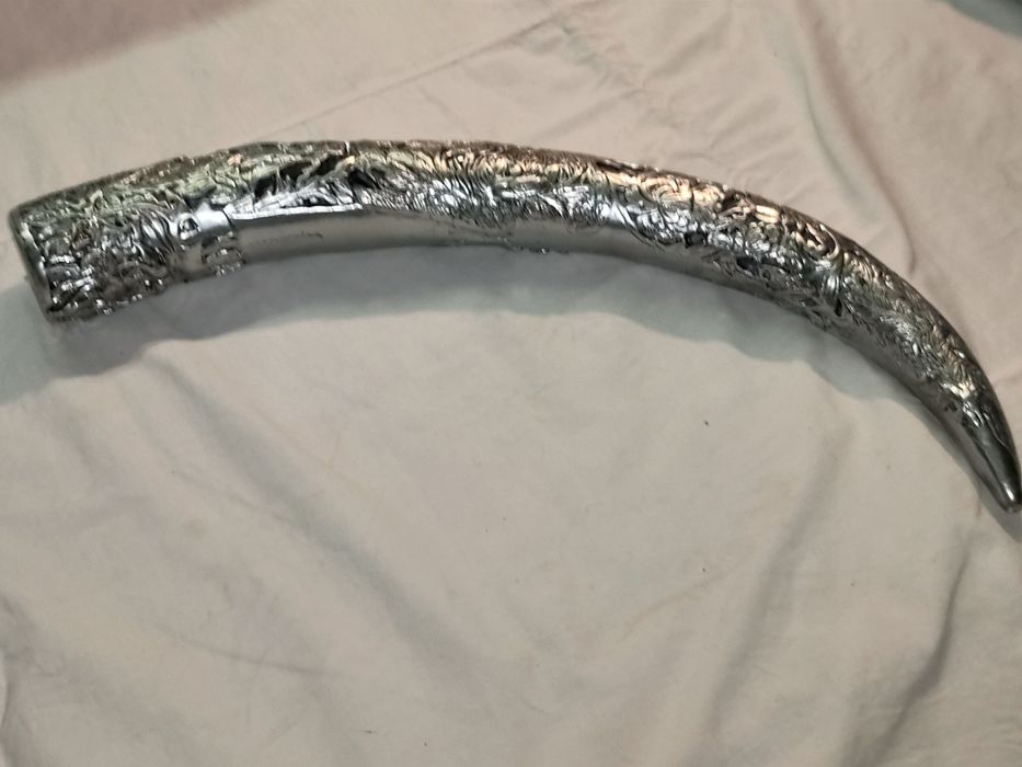 Corno Antigo Prateado