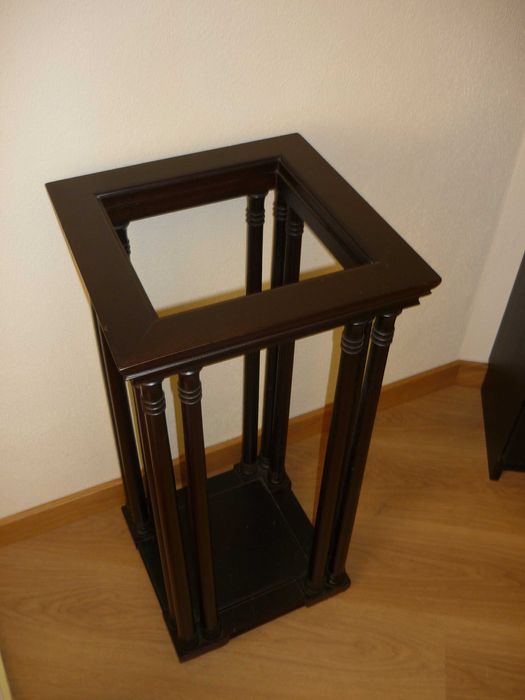 estante expositor madeira