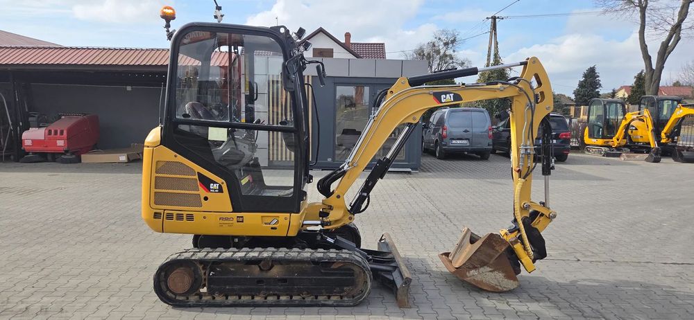 Caterpillar 302.4D, Rotatilt Engcon!, 2 łyżki, waga 2360 kg!  << Minikoparka CAT 302.4D, Rotatilt Engcon!2 łyżki >>