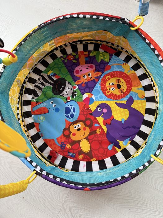 Дитячий розвиваючий ігровий коврик-басейн