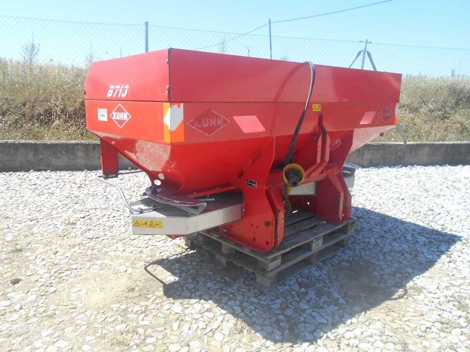 Espalhador de adubo kuhn 1141