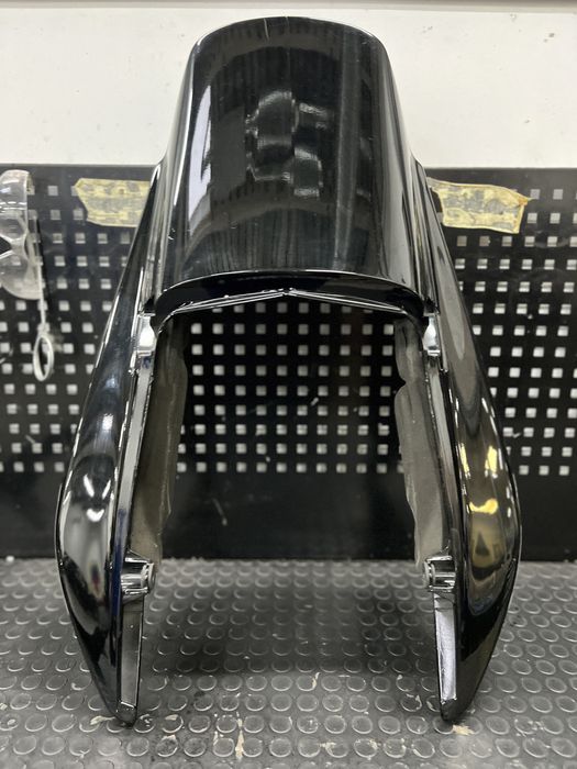 Задній пластик Yamaha XJR1300 2012