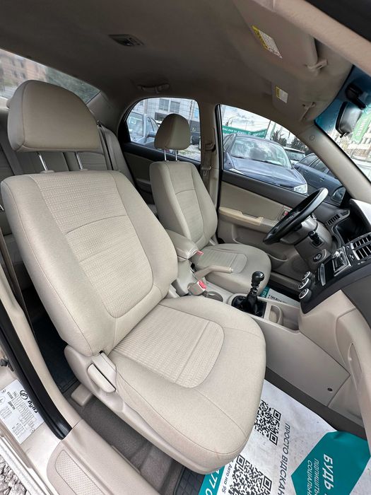 Продам Kia Cerato 2007 рік можлива розстрочка,кредит,обмін!