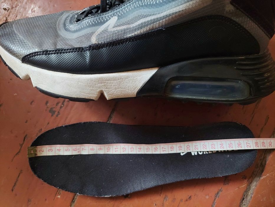 Кроссовки фірми nike air max 2090 оригінал 

Розмір по бірці: EUR 42