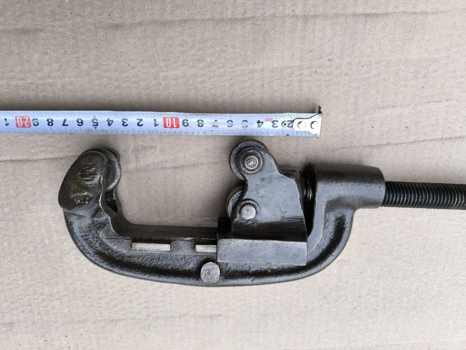 Труборез ручной ссср