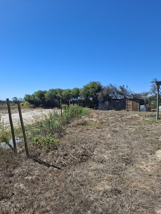 Terreno rústico com 1,5 hectares