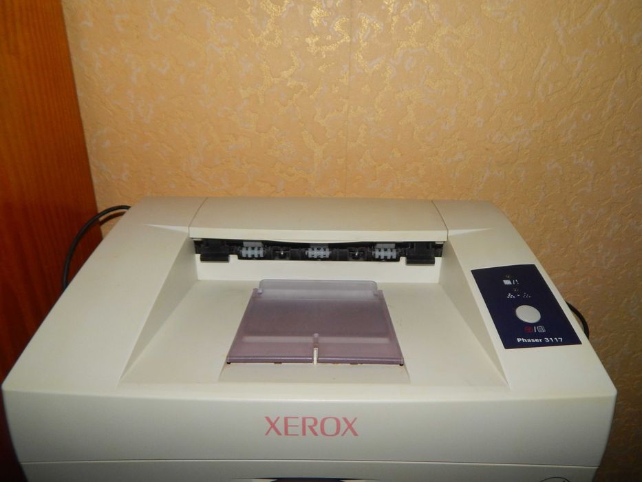 Принтер лазерный универсальный XEROX Phaser 3117 в хорошем