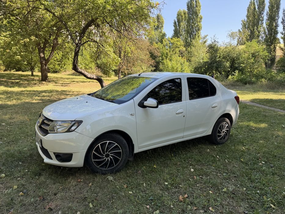 Dacia Logan 2016 рік