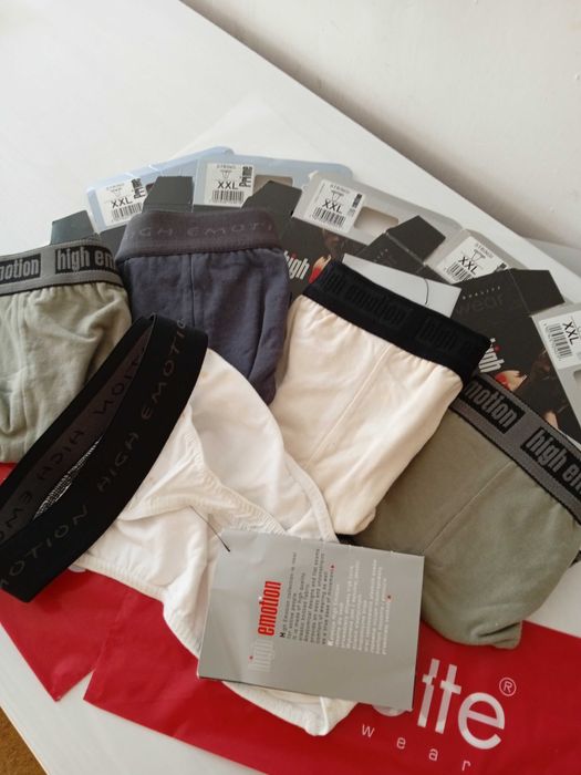 Stringi męskie High Emotion Cornette Nowe