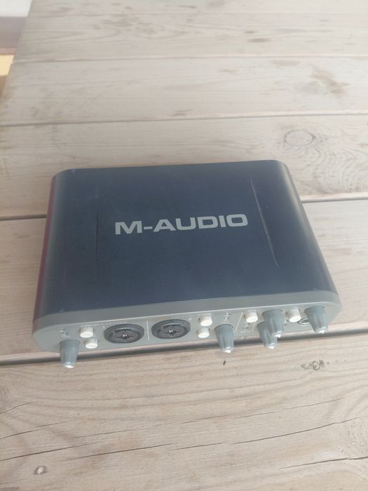 Placa de som  M audio fast trak pro
