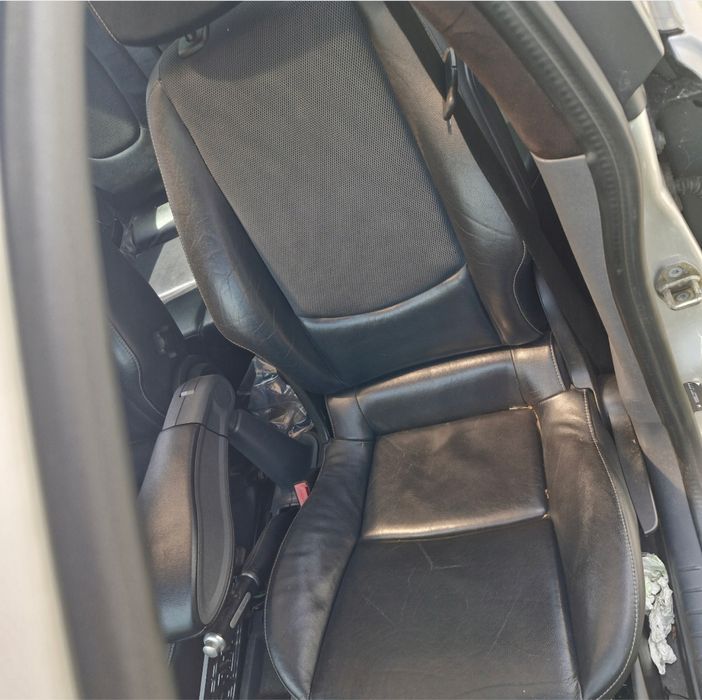 Fotele Skóra Czarne Grzane Smart 454 Forfour Wnętrze Komplet 04-06r.