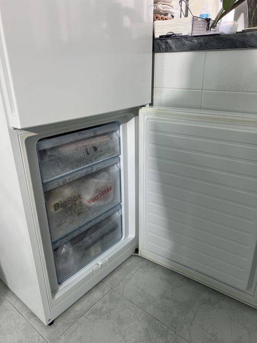 Frigorifico BOSCH 1,85m