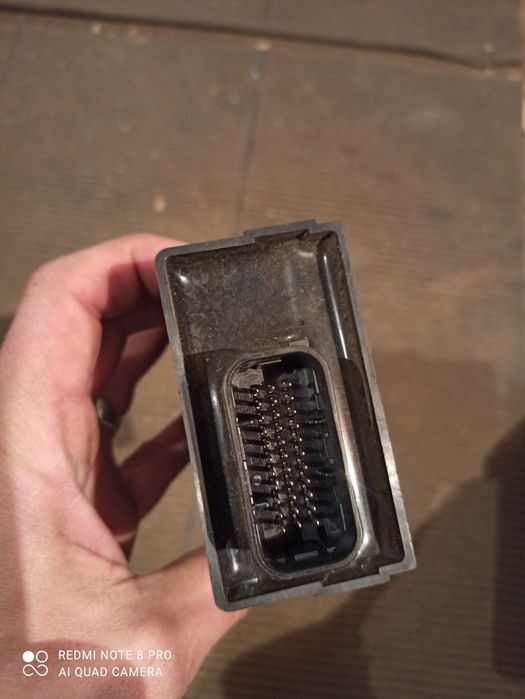 Блок управління підвіскою Yamaha xt1200ze