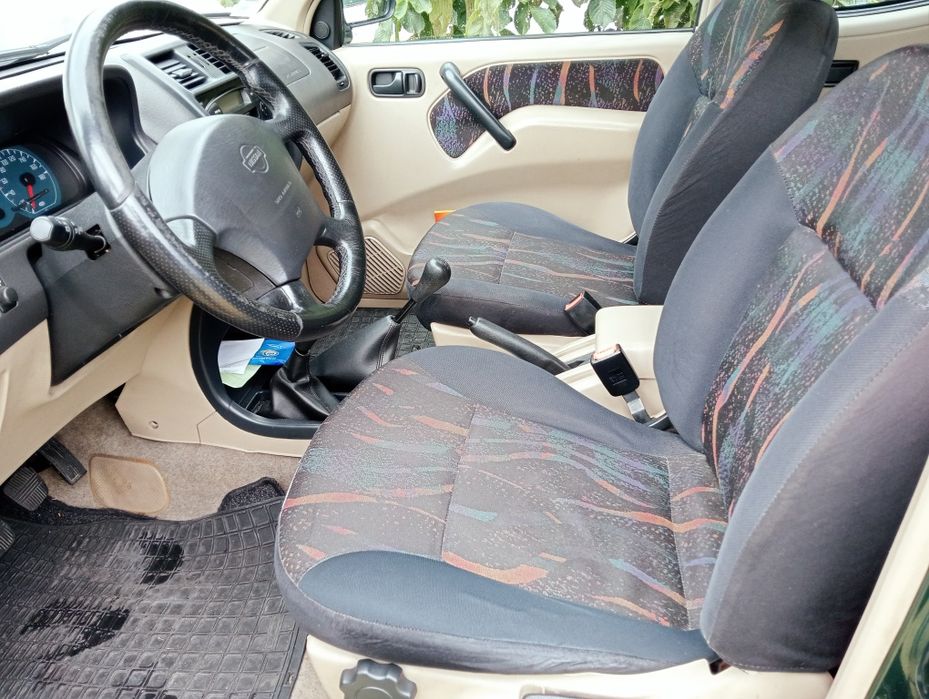 Nissan Terrano II 2,7L 125CV