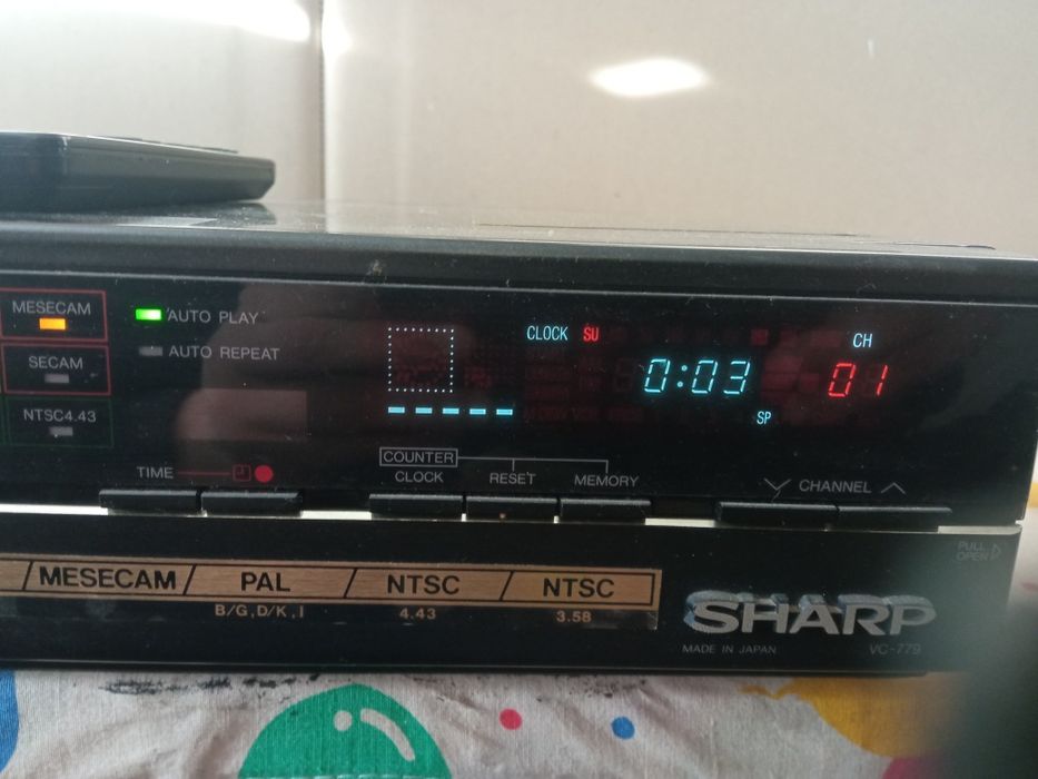 Видеомагнитофон SHARP VC-779E