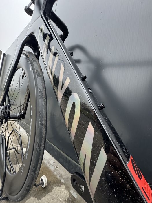 NOWY Canyon Aeroad CFR Shimano DuraAce di2