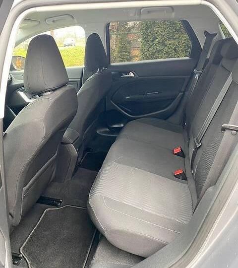 Оренда авто 2017 року, розхід 4-5 літрів дизеля