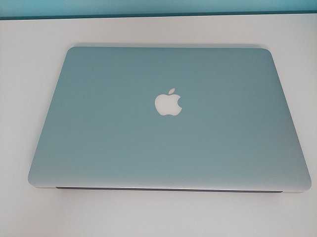 MacBook Air 2015 в ідеальному стані