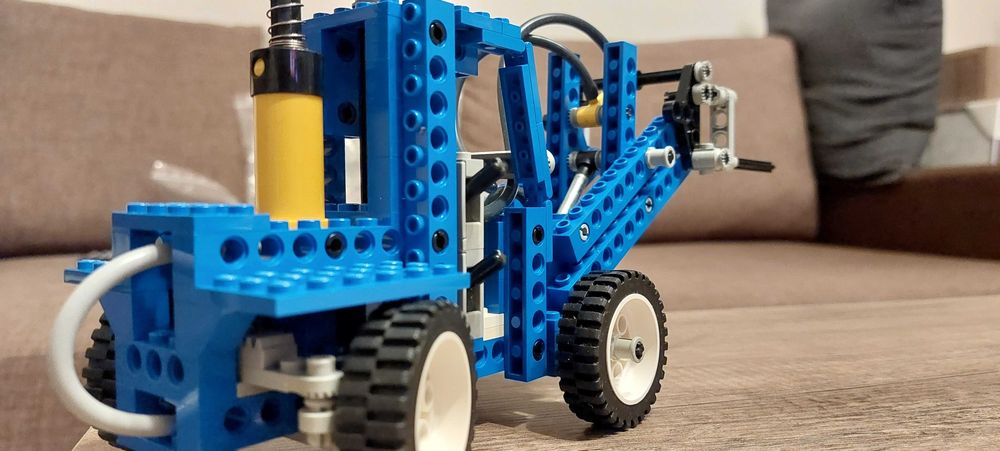 Lego Technic 8042 świetny stan