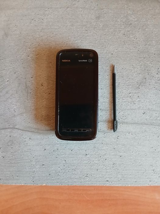 Мобільний телефон Nokia 5800