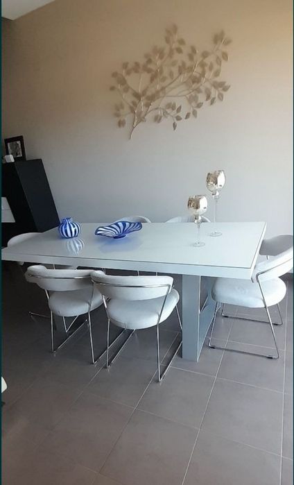 Mesa e cadeiras jantar Antarte branca + vidro protector  6 cadeiras forradas