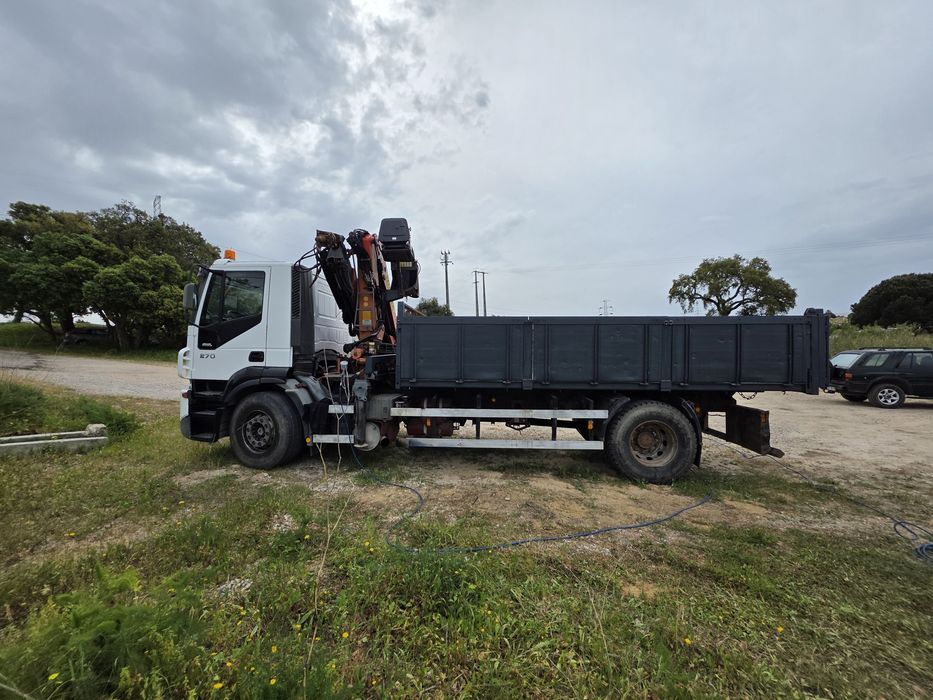 Iveco stralis basculante com grua 2006 196.000kms