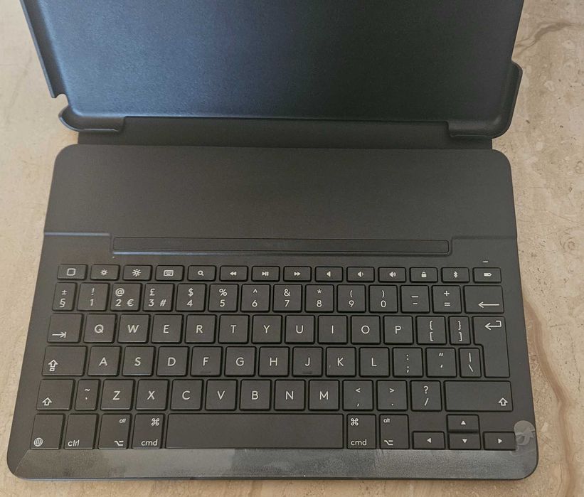 Etui z klapką Logitech do Apple iPad 10,2 czarny