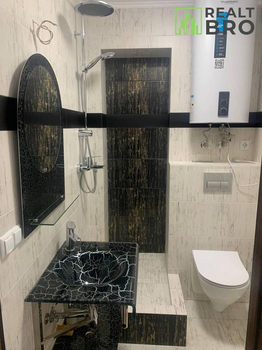 Оренда приміщення на Південно Західному районі