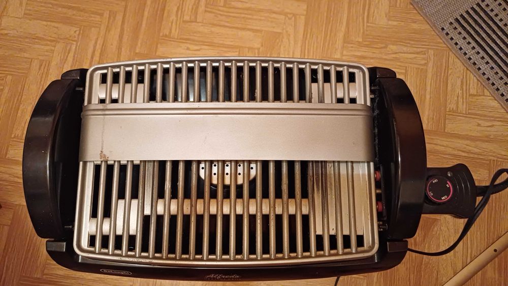 GRILL  De Longhi amerykański na prąd