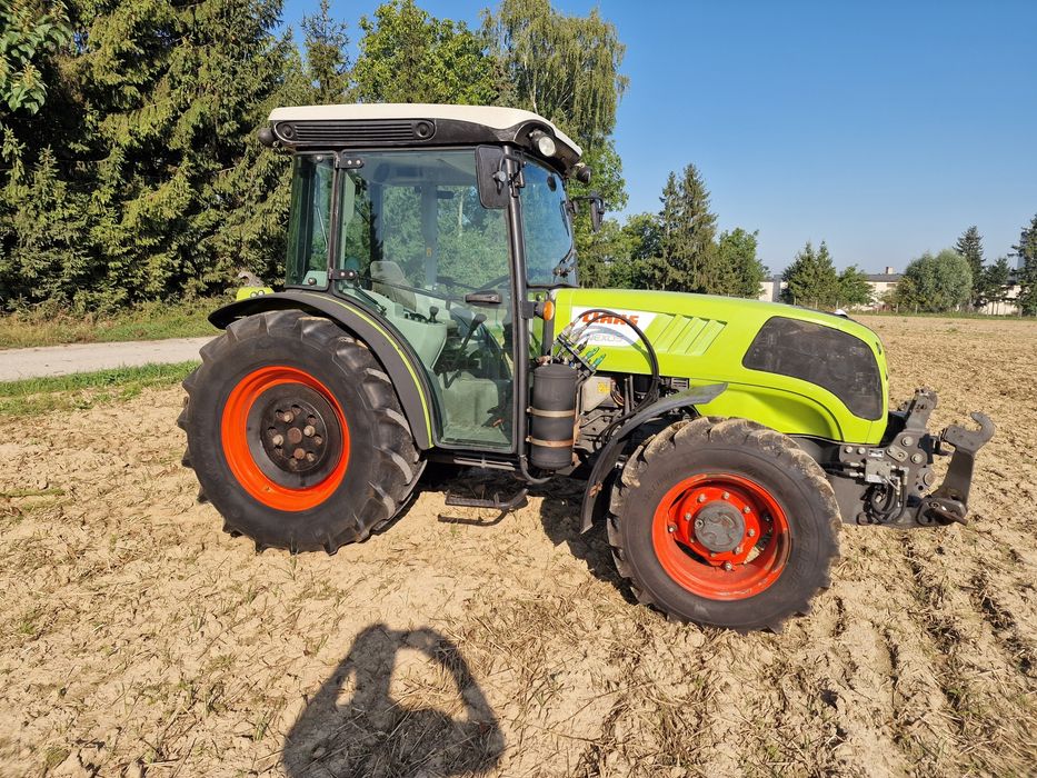 Claas Nexos 240 f Sadowniczy  1 Właściciel