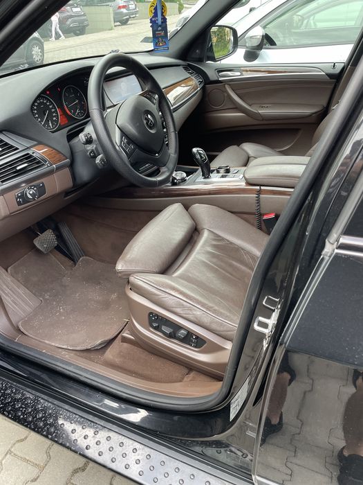 BMW X5 E70 3.0D 235KM