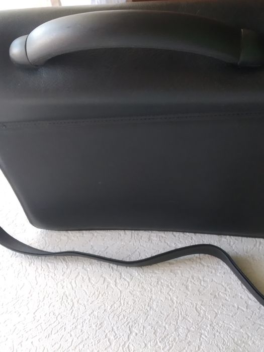 Деловой портфель, сумка для документов А4. НОВАЯ