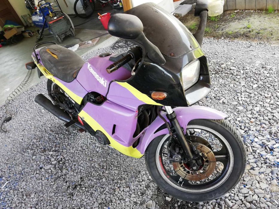 Kawasaki GPZ750 GPZ 750 całość części