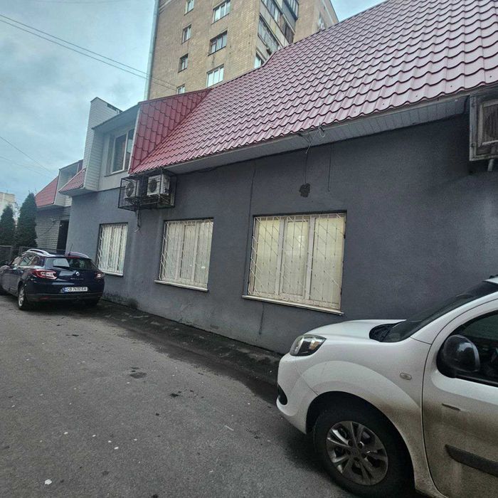 Продаж нежитлового приміщення,центр, бізнес,276 м.кв.Ціна знижена .